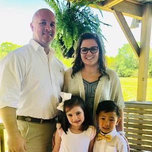 Meet your Posher, Leslie